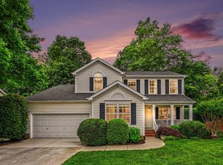 609 Palafox Dr, Chapel Hill, NC 27516