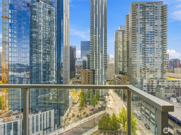 2510 6th Avenue #1403, Seattle, WA 98121