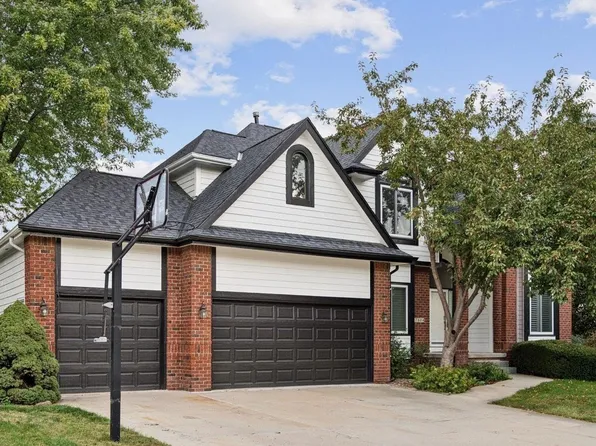 17004 V St, Omaha, NE 68135