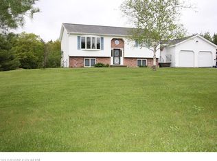 63 Nezinscot Dr, Turner, ME 04282