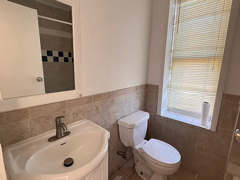 93 Ackerman Ave #5C — Photo 7