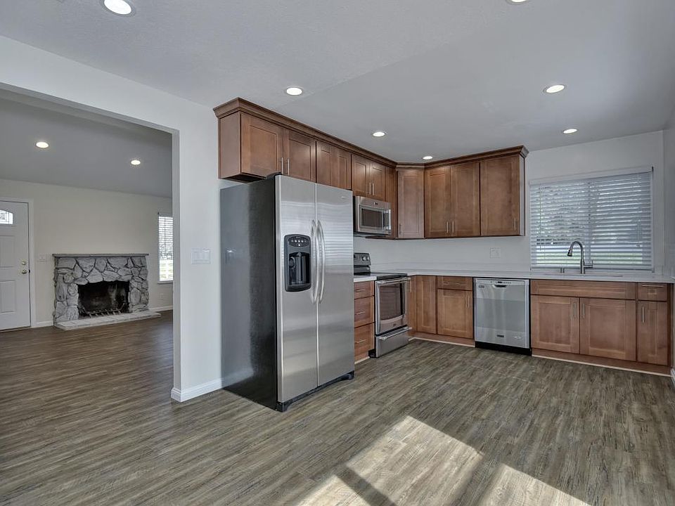 1st image of 2242 Royaltree Cir