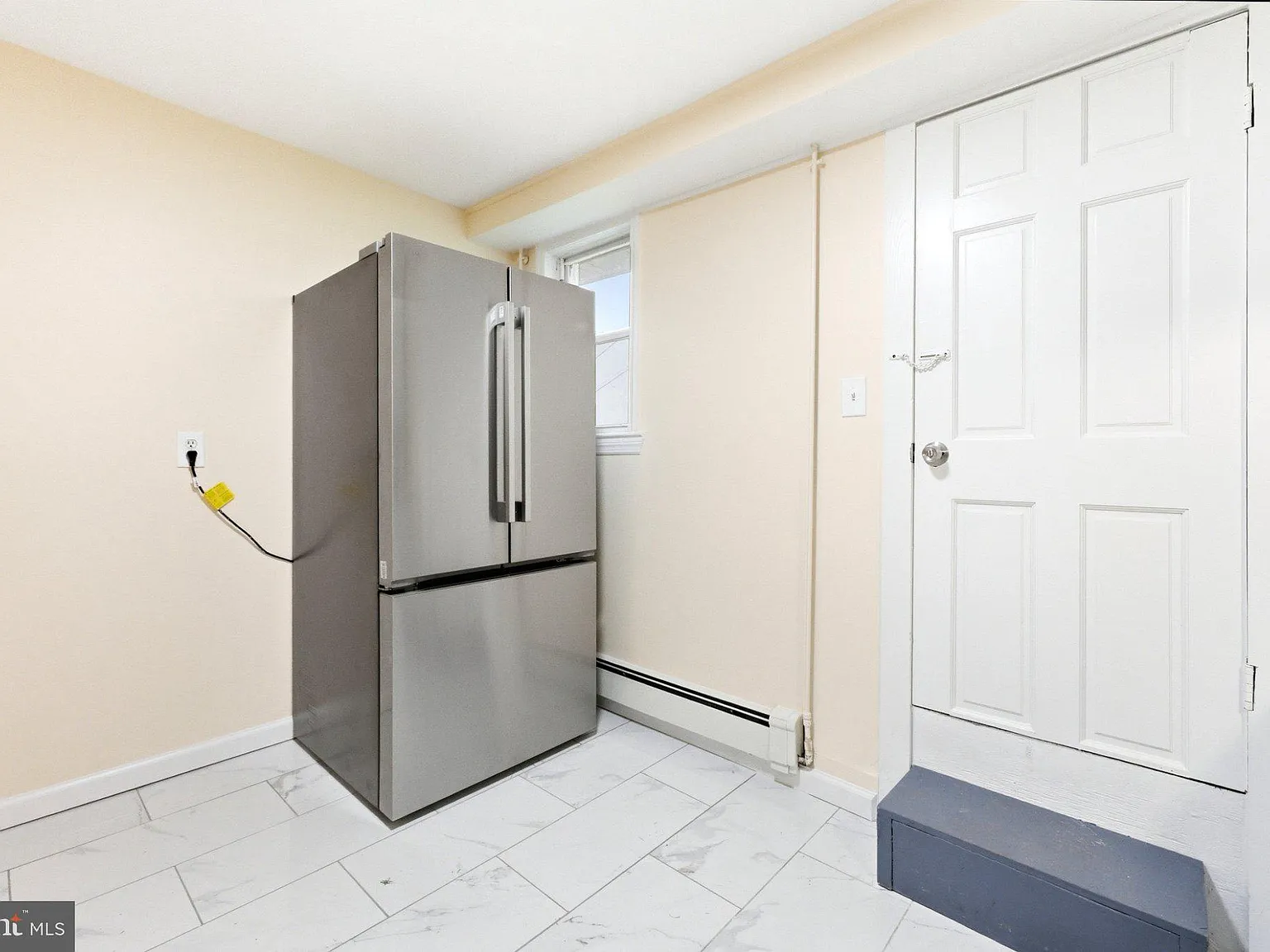 1 bed, 1.0 bath, 600 sqft, $2,200 — Photo 3