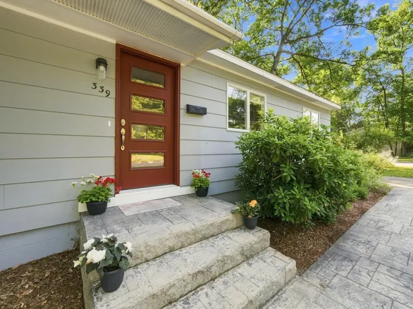 339 Huron St, Traverse City, MI 49686