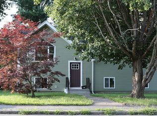 645 W Chestnut St, Brockton, MA 02301