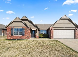 3014 Talbot Cir, Bartlesville, OK 74006