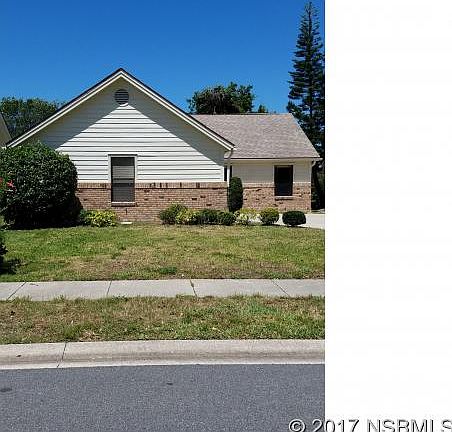 3rd image of 752 Pine Shores Cir