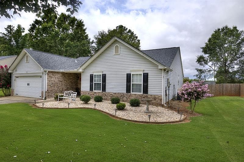 1st image of 57 Abbey Ln NW
