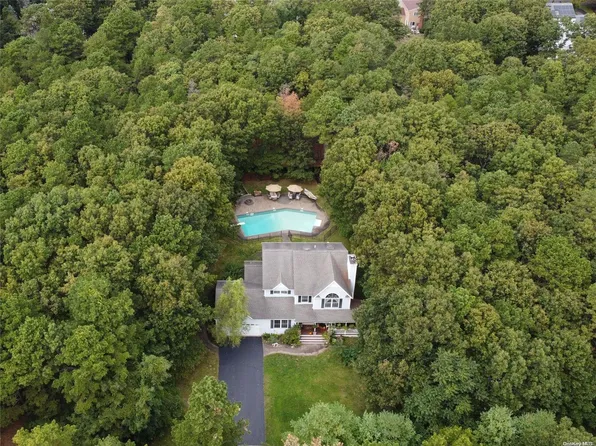 217 Silas Carter Road, Manorville, NY 11949