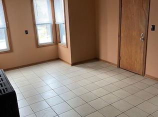 124 Bowen St, Fall River, MA 02724