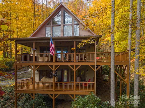 177 Serenity Dr, Waynesville, NC 28785