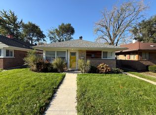 9854 S Van Vlissingen Rd, Chicago, IL 60617