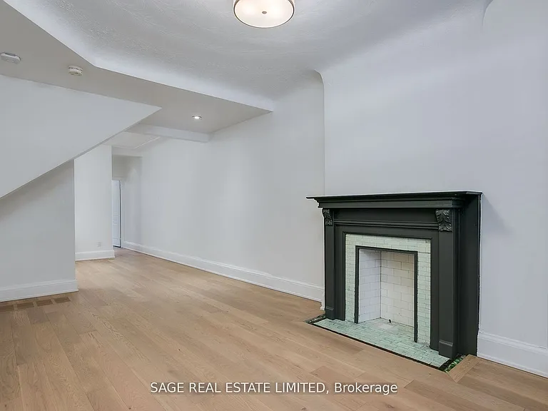 345 Markham St #MAIN — Photo 7