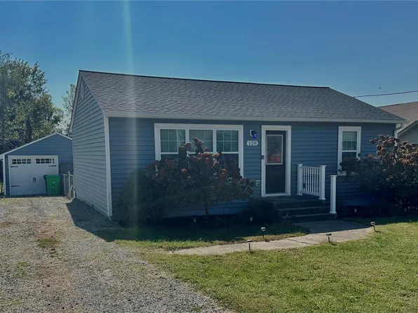 528 Pine St, Farmington, MO 63640