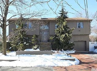 2456 Merrick Ave, Merrick, NY 11566