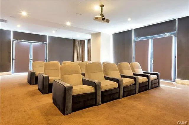 2 bed, 2.5 bath, 1684 sqft, $4,500 — Photo 3