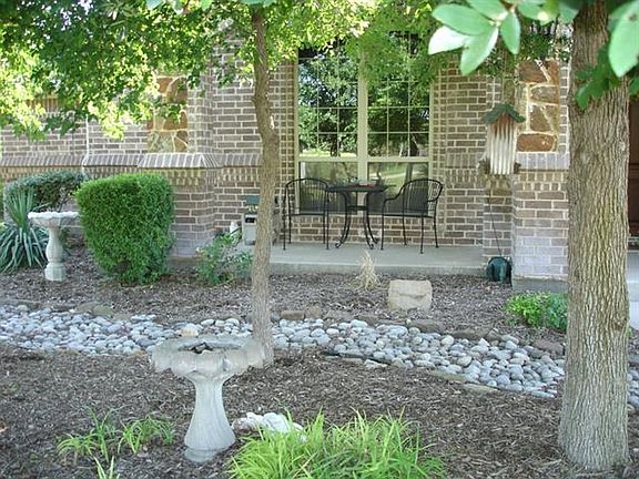 2nd image of 327 Silver Canyon Dr