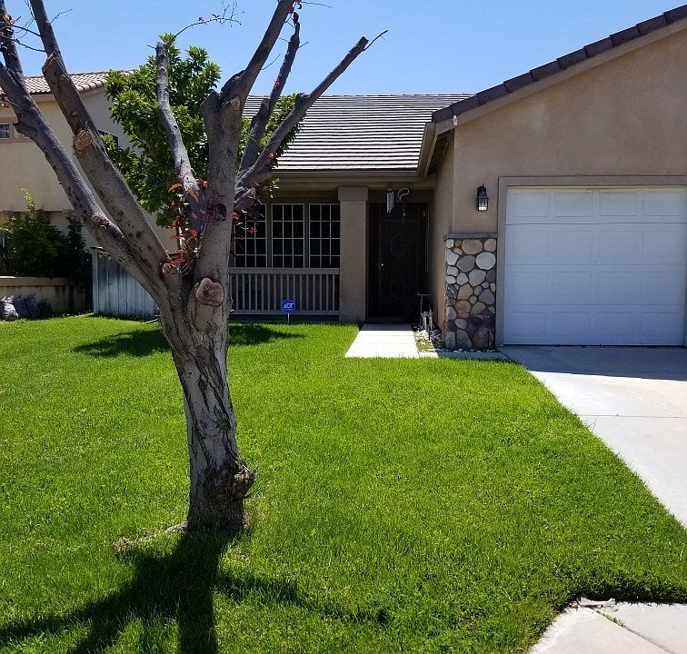 1st image of 1032 Cypress Dr