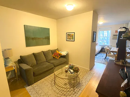 Rented by Highline Residential | media 22