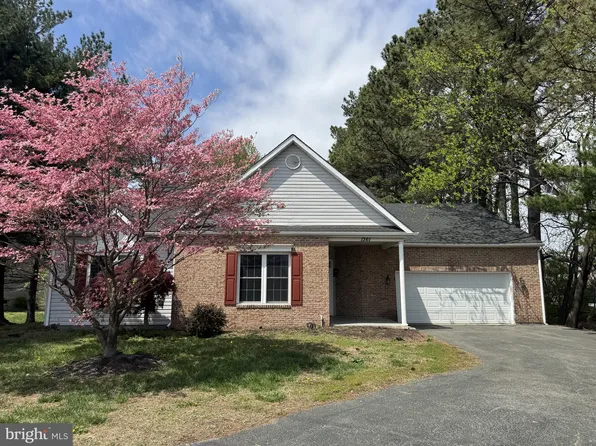 1361 W North St, Dover, DE 19904