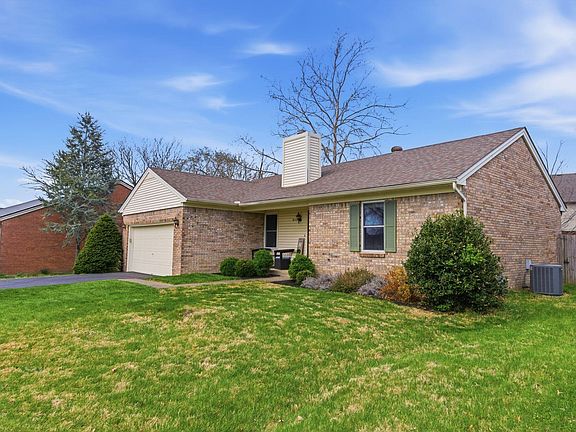 3rd image of 313 Stonegate Way
