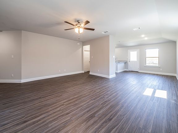 5th image of 6319 Graceland Dr