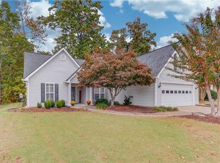 5764 Tattersall Ter, Sugar Hill, GA 30518
