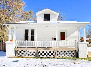 115 S Lawn Ave, O'Fallon, IL 62269