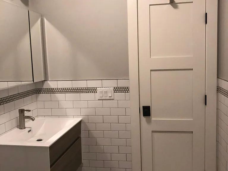 770 Broadway #1 — Photo 18