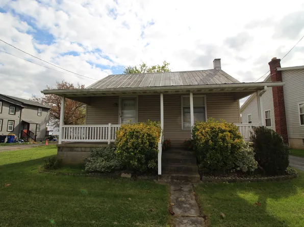 954 W Main St, New Holland, PA 17557