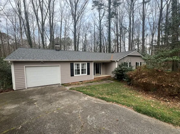 1201 Linton Ct, Cary, NC 27511