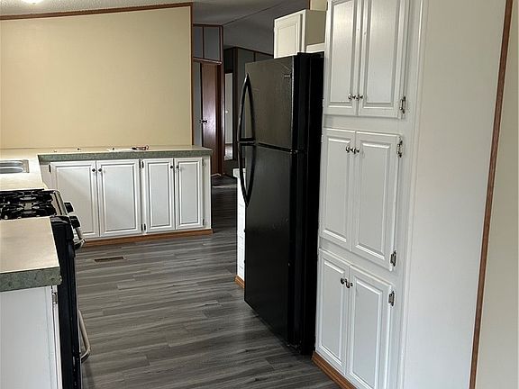 4th image of 1102 Michael Dr
