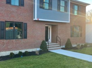68 Charles St #5, East Weymouth, MA 02189