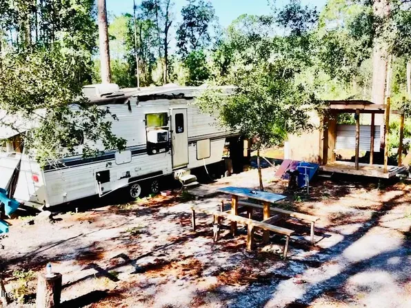 150 FERNCREEK Drive, Georgetown, FL 32139