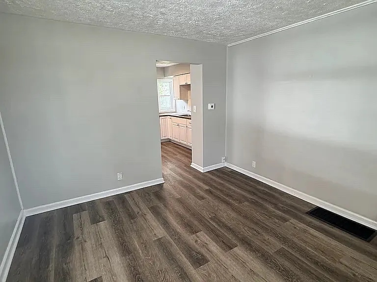 211 S Emerson Ave #2 — Photo 7