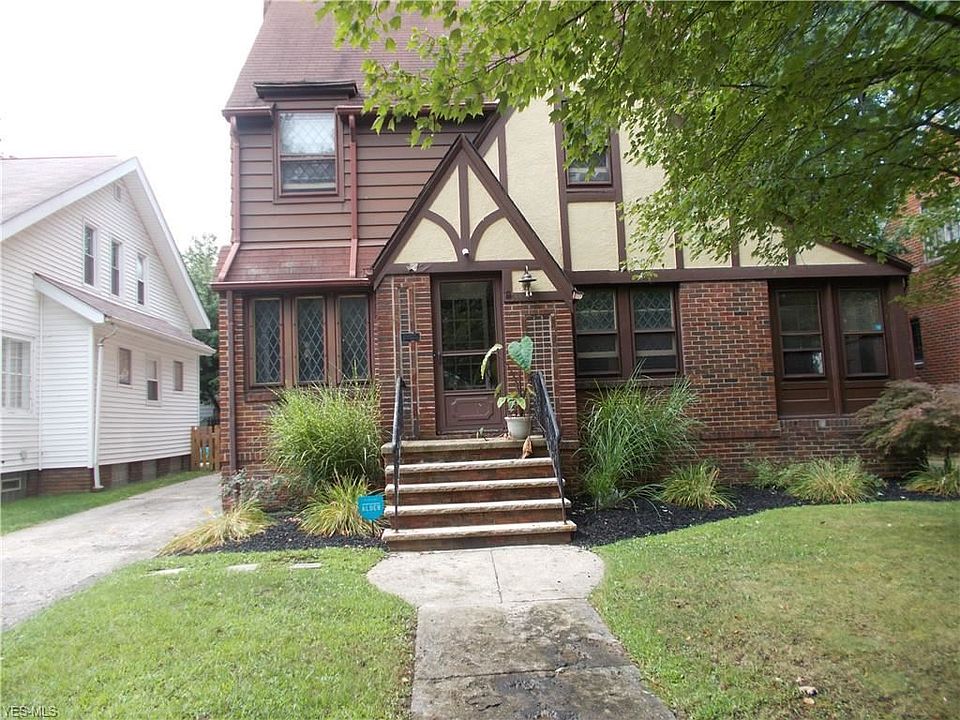 1st image of 144 E 214th St