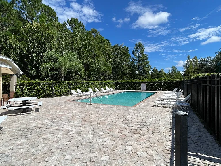 9484 Strongbark Ln — Photo 47