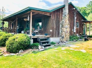 800 Spruce Pine Rd, Columbia, KY 42728