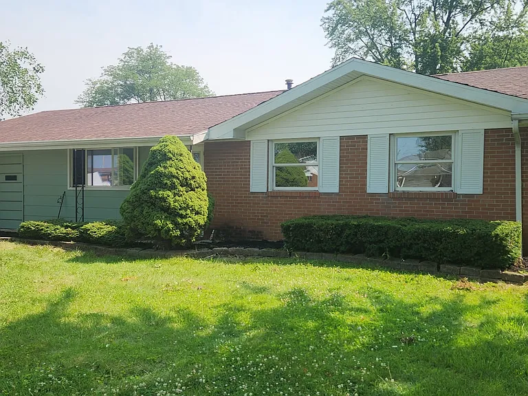 1906 Rice Ave — Photo 1