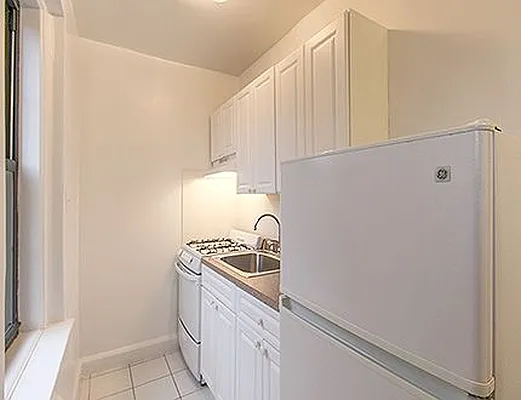 Rented by SW Queens Mezzanine | media 21