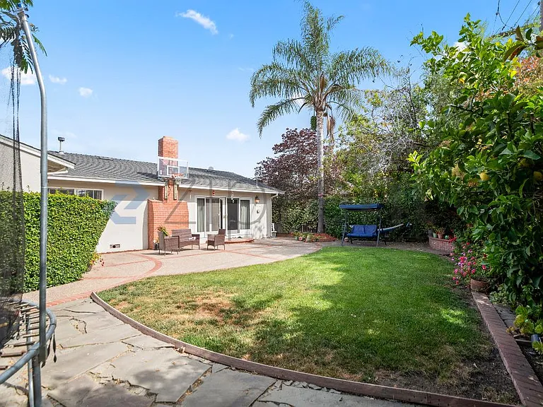 1010 Teal Dr — Photo 32