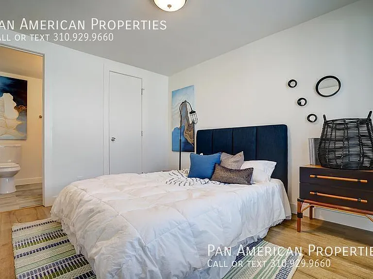 424 E Truslow Ave #15 — Photo 13