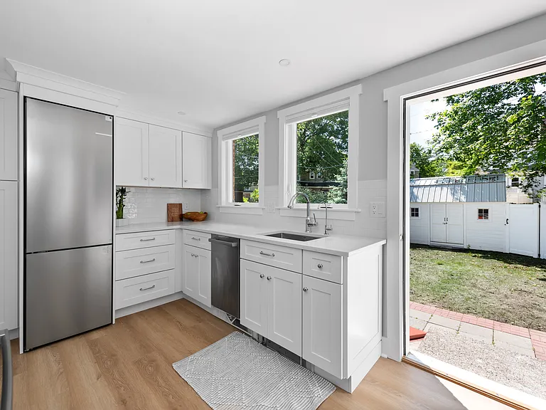 31 Saratoga Way — Photo 17