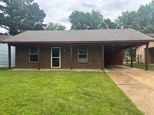 6560 Lake Forest Dr Photo 1