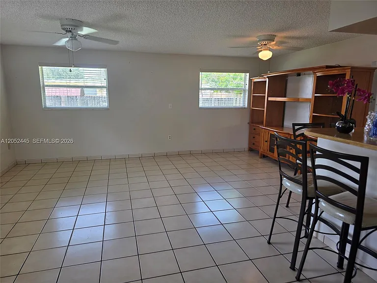 8035 NW 185th St — Photo 4