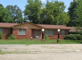 102 Cardinal Ave, Selma, AL 36703