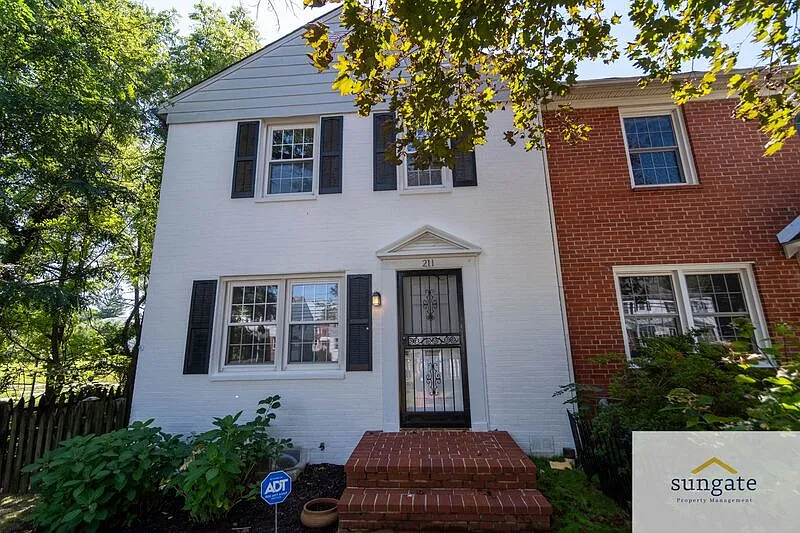211 Burke Ave
