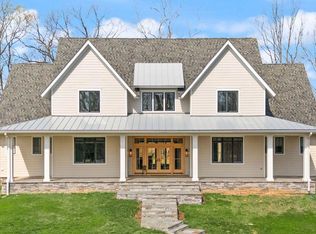 17819 Yatton Rd, Round Hill, VA