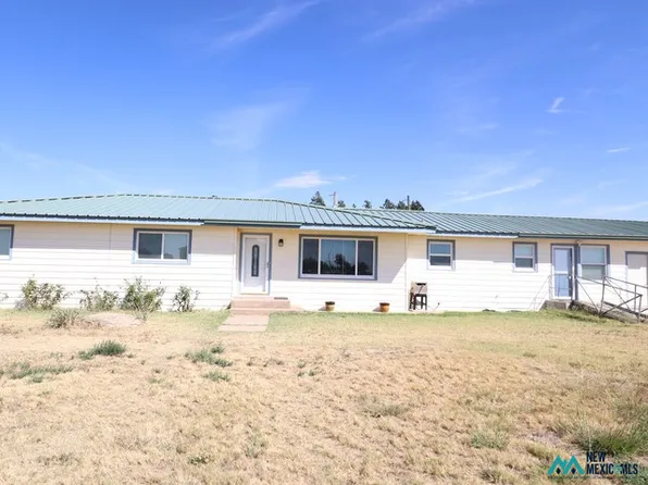 405 S Broadway St, Grady, NM 88120