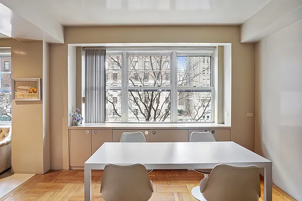 Sold by R New York | media 14